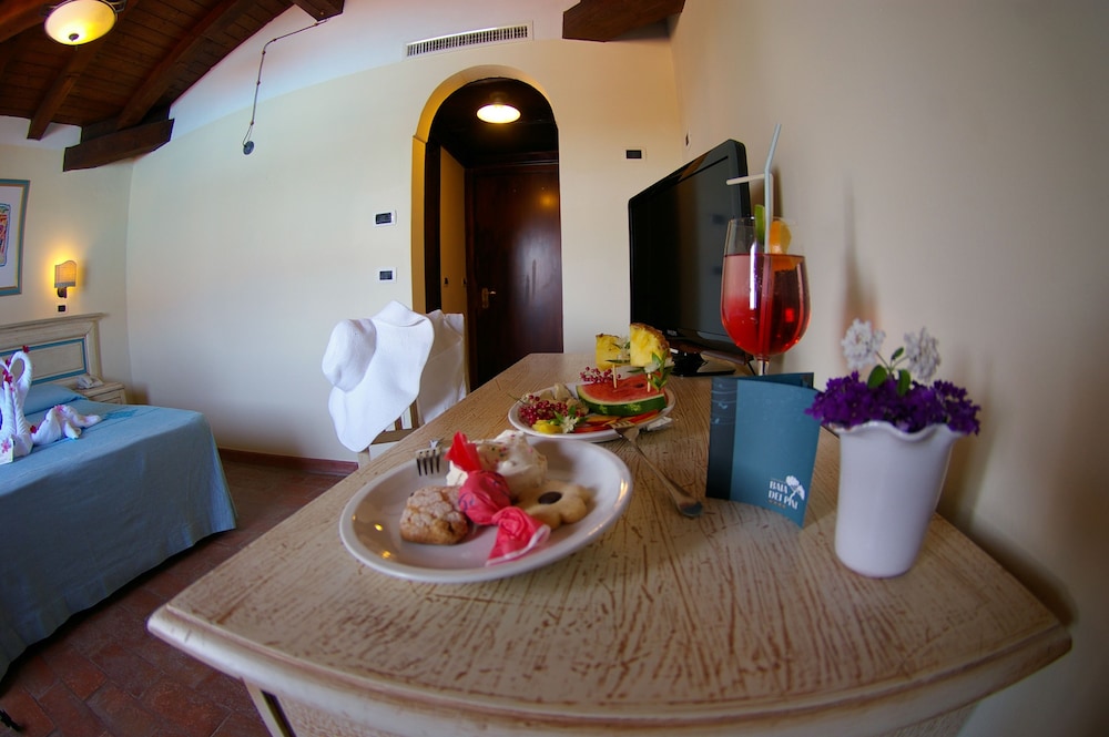 Room service - dining