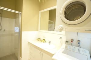 thumbnail: Bathroom amenities