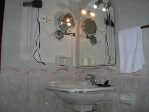 thumbnail: Bathroom