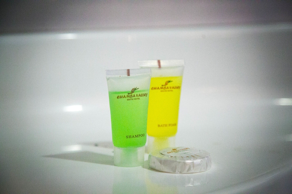 Bathroom amenities