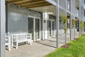 thumbnail: Front of property