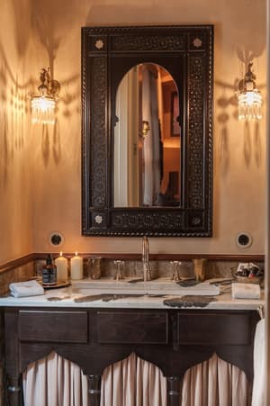 thumbnail: Bathroom sink