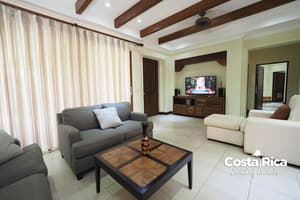 thumbnail: Living room