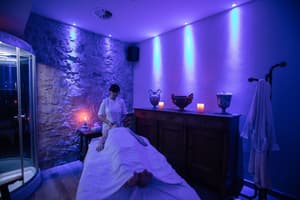 thumbnail: Massage