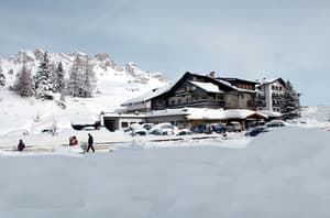 thumbnail: Exterior