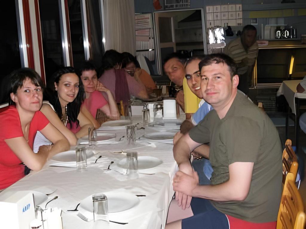 1b35a1842cf1fc88c6f6f1c657c40408.jpeg