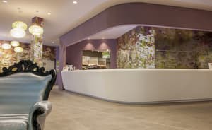 thumbnail: Reception