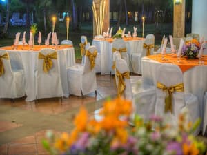 thumbnail: Indoor wedding