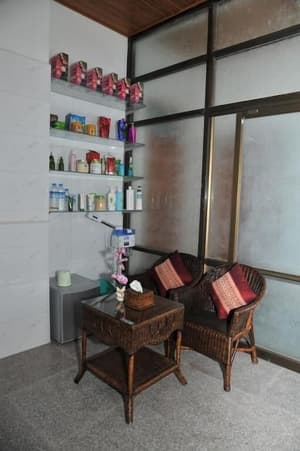 thumbnail: Interior