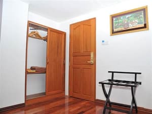 thumbnail: Room amenity