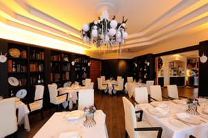 thumbnail: Restaurant