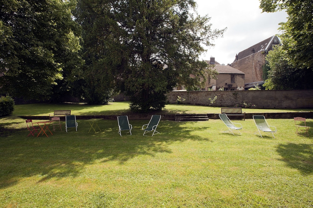 Play area