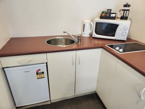 thumbnail: Private kitchenette