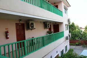 thumbnail: Exterior