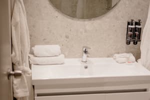 thumbnail: Bathroom