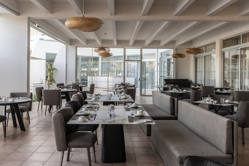 Restaurant-cafeteria