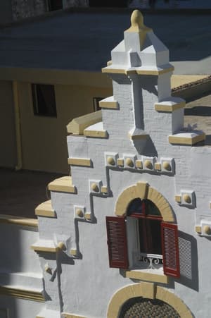 thumbnail: Front of property