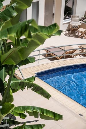 thumbnail: Outdoor pool
