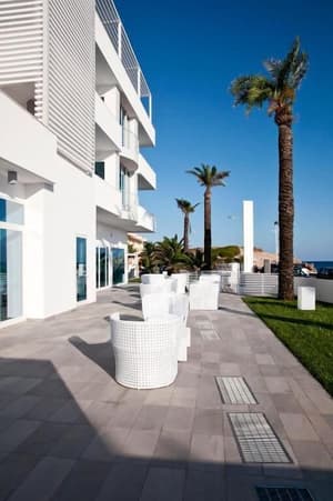 thumbnail: Terrace/patio
