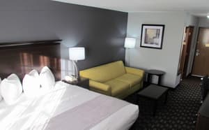 thumbnail: Front of property