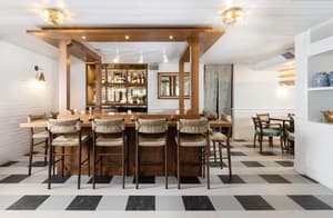 thumbnail: Restaurant