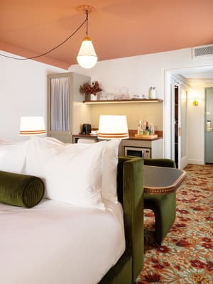 thumbnail: Room