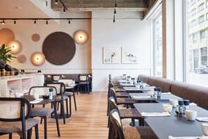 thumbnail: Breakfast area