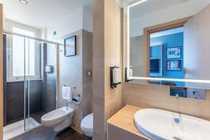 thumbnail: Bathroom