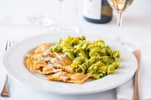 thumbnail: Restaurant