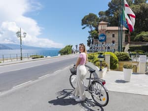 thumbnail: Bicycling