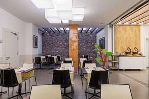 thumbnail: Breakfast area