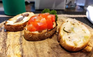 thumbnail: Restaurant