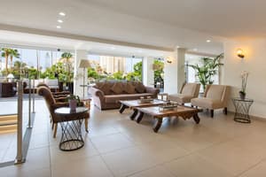 thumbnail: Reception