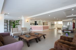 thumbnail: Reception