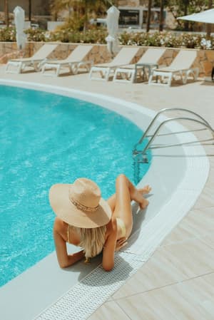 thumbnail: Pool