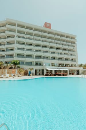 thumbnail: Pool