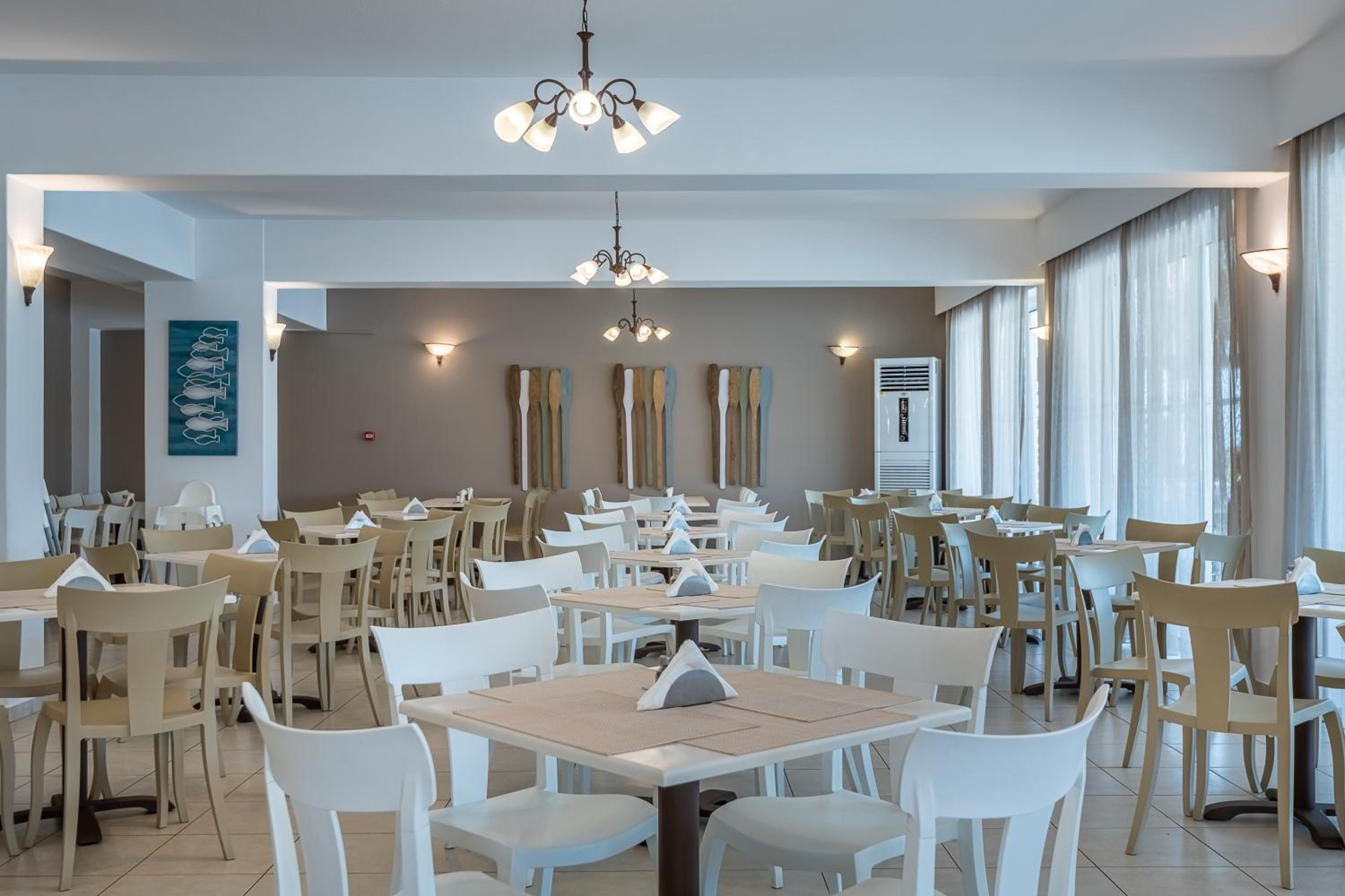 Restaurant-cafeteria