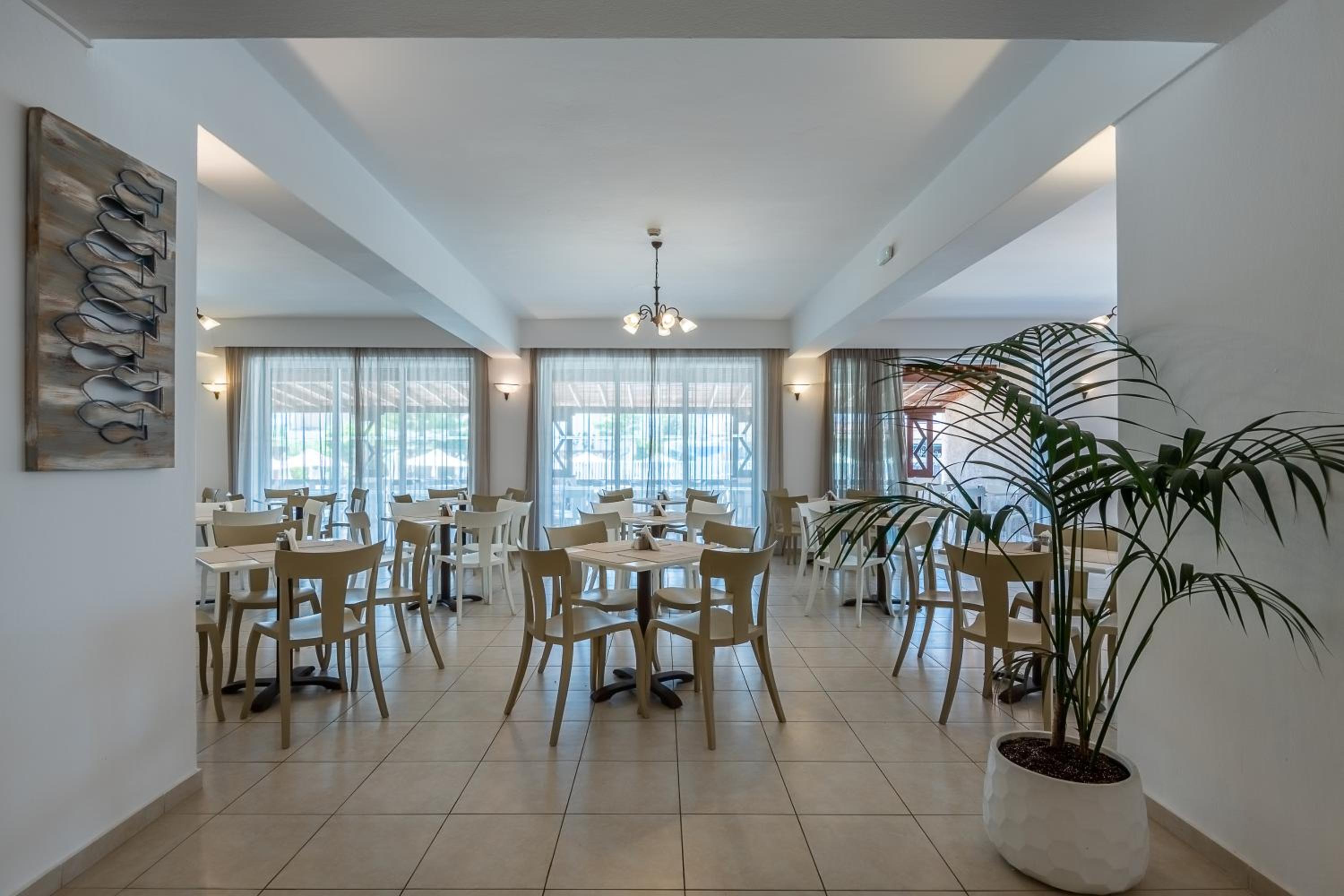 Restaurant-cafeteria