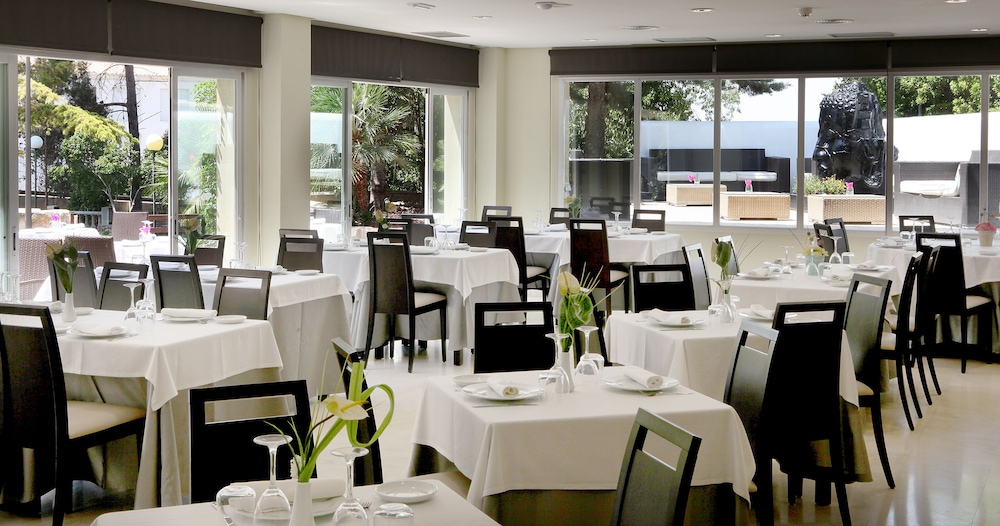 Restaurant-cafeteria