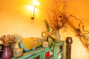 thumbnail: Interior detail