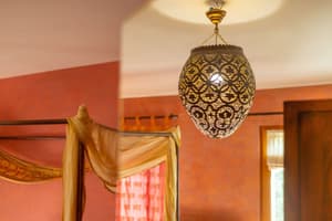 thumbnail: Interior detail