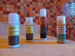 thumbnail: Bathroom amenities