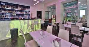thumbnail: Bar (on property)