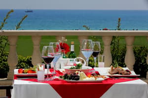 thumbnail: Restaurant