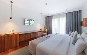 thumbnail: Room