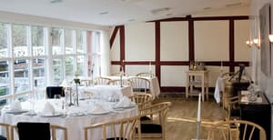 thumbnail: Couples dining