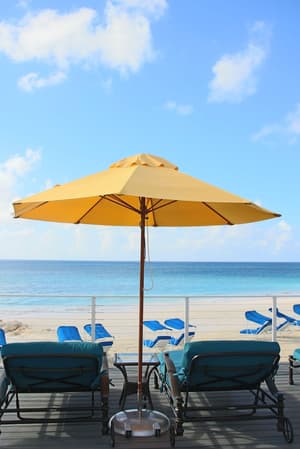 thumbnail: Outdoor dining