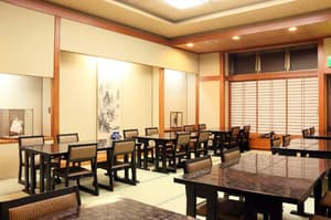 thumbnail: Restaurant