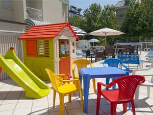 thumbnail: Children's play area - outdoor