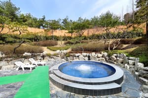 thumbnail: Turkish bath